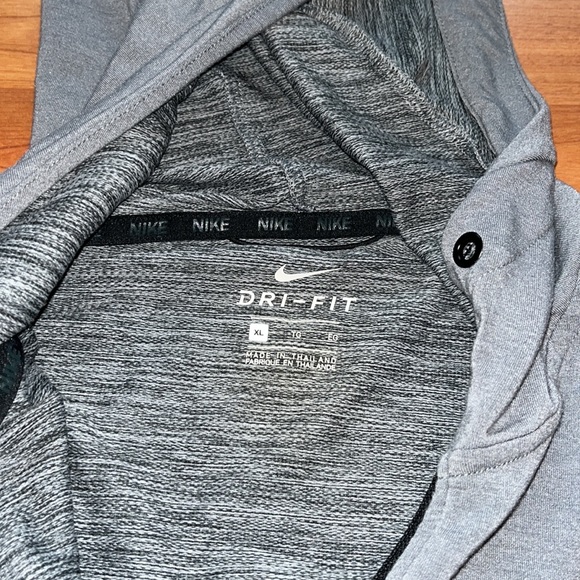 Nike men’s gray zip up hooded jacket Size XL - Picture 6 of 8